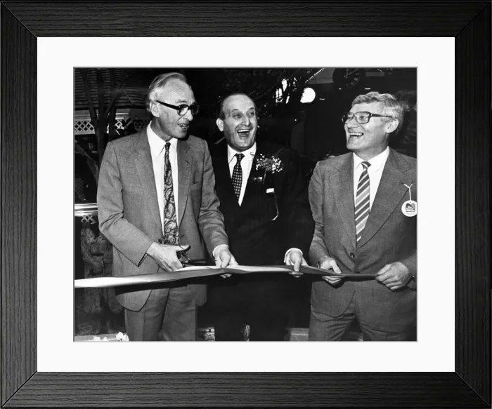 Framed Print : Champagne was flowing and the smiles were glowing when the MetroCentre celebrated its