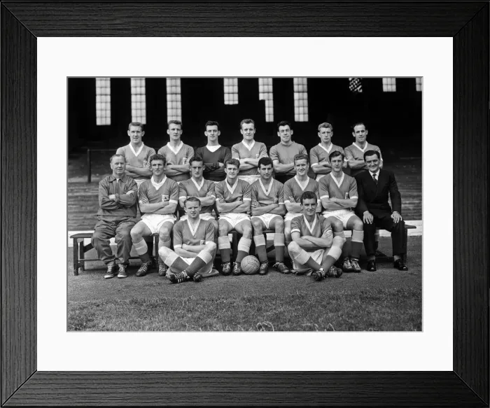 Framed Print : Leicester City team group photograph who will contest the 1961 FA Cup Final Framed Print : Leicester City team group photograph who will contest the 1961 FA Cup Final