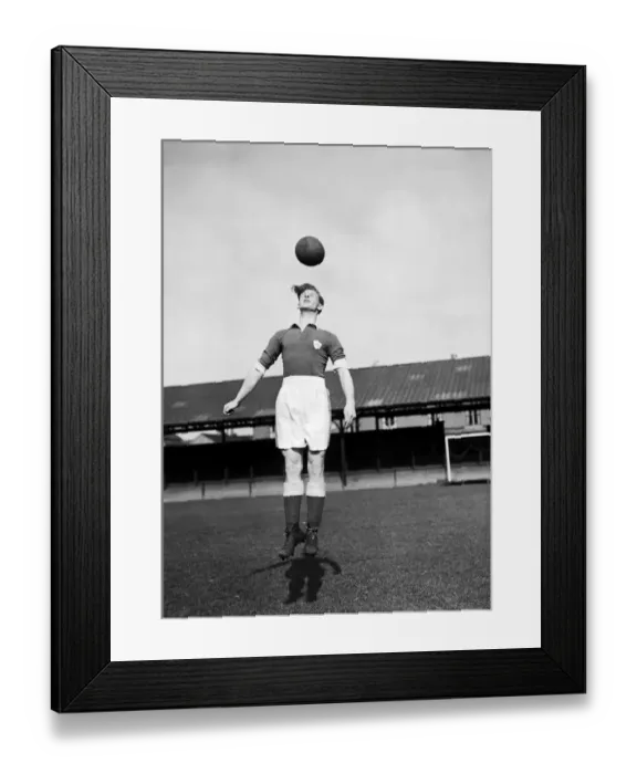 Framed Print : Leicester City team training at Filbert Street. Tom McArthur heading the ball Framed Print : Leicester City team training at Filbert Street. Tom McArthur heading the ball