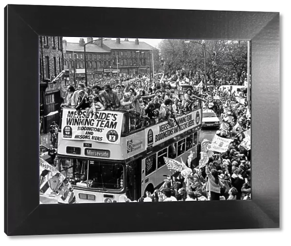 The Liverpool FC Victory Bus passes through Liverpool City Centre as the players enjoy a
