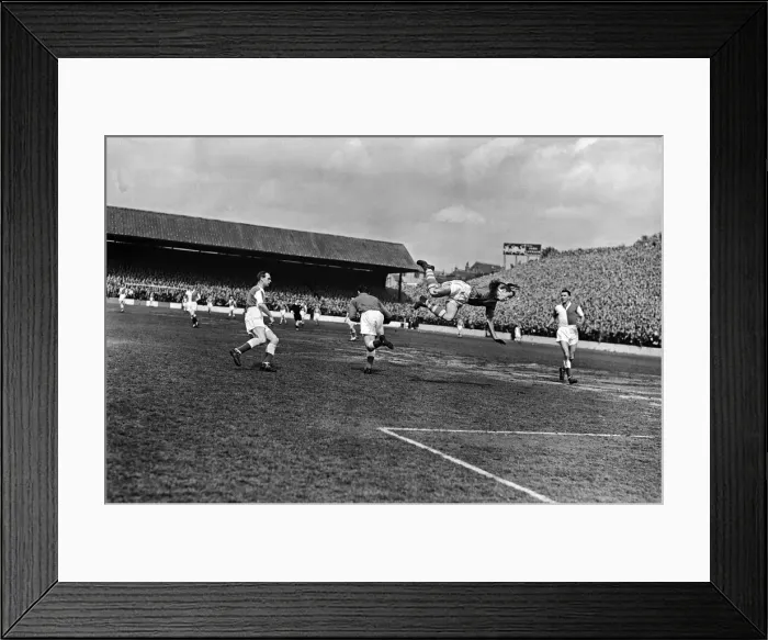 Framed Print : English League Division Two match at The Valley. Charlton Athletic 3 v Blackburn Rovers Framed Print : English League Division Two match at The Valley. Charlton Athletic 3 v Blackburn Rovers