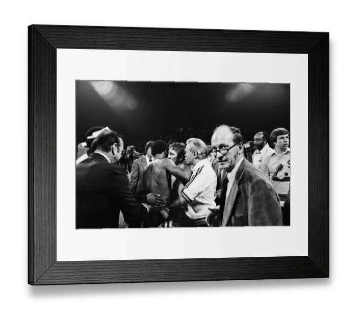 Framed Print : Sugar Ray Leonard v Dave Boy Green, WBC welterweight title fight, Capital Centre Framed Print : Sugar Ray Leonard v Dave Boy Green, WBC welterweight title fight, Capital Centre