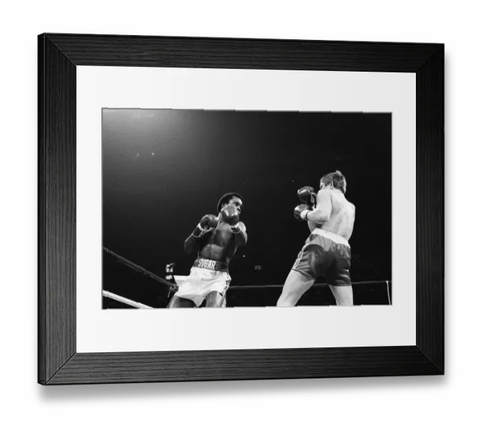 Framed Print : Sugar Ray Leonard v Dave Boy Green, WBC welterweight title fight, Capital Centre