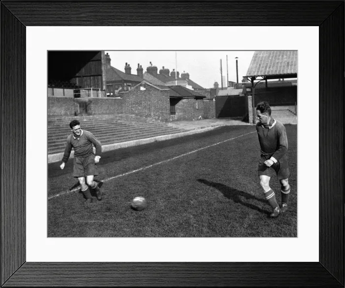 Framed Print : Leicester FC 1930-31. Ernie Hine and Hugh Adcock training. 1st March 1930 DM17813. a Framed Print : Leicester FC 1930-31. Ernie Hine and Hugh Adcock training. 1st March 1930 DM17813. a