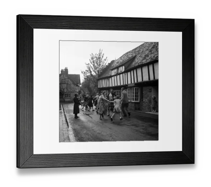 Framed Print : May Day dancing in Church Street, Princes Risborough, Buckinghamshire. 2nd May 1952