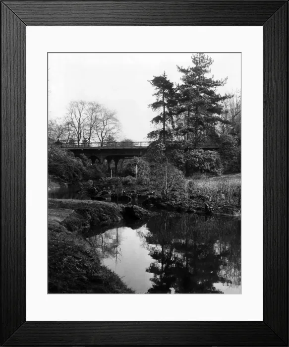 Framed Print : Sefton Park, Liverpool, Merseyside, a 235 acre park, opened to the public in 1872 Framed Print : Sefton Park, Liverpool, Merseyside, a 235 acre park, opened to the public in 1872