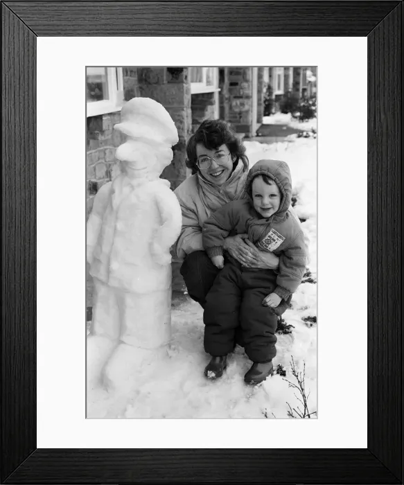 Framed Print : It Postman Pat... Mrs Christine Dixon and two year-old Tristan with their special Framed Print : It Postman Pat... Mrs Christine Dixon and two year-old Tristan with their special