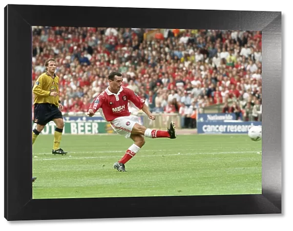 Clive Mendonca Charlton Athletic May 1998 Football Player scoring his first goal at