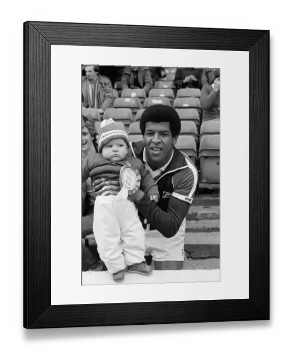 Framed Print : Howard Gayle, Birmingham City football player with mascot Glen Bennett, St Andrews