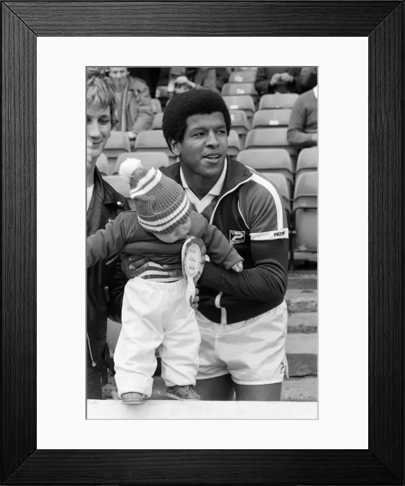 Framed Print : Howard Gayle, Birmingham City football player with mascot Glen Bennett, St Andrews Framed Print : Howard Gayle, Birmingham City football player with mascot Glen Bennett, St Andrews