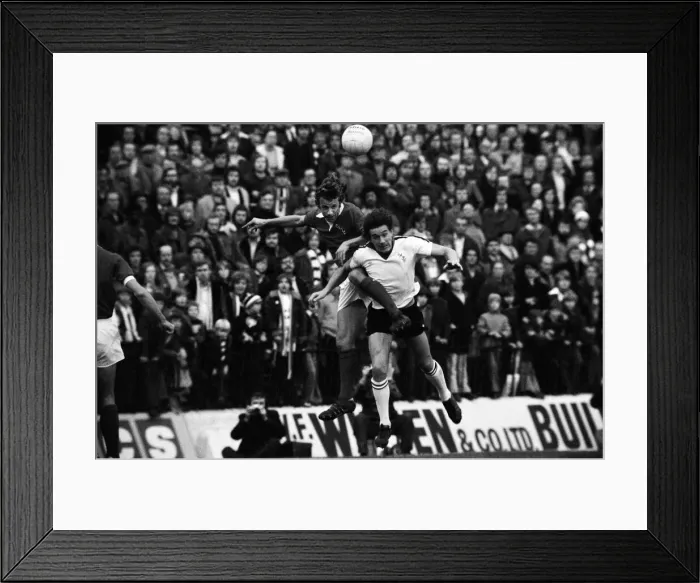 Framed Print : English League Division Two match at The Valley. Charlton Athletic 1 v Sunderland 2 Framed Print : English League Division Two match at The Valley. Charlton Athletic 1 v Sunderland 2
