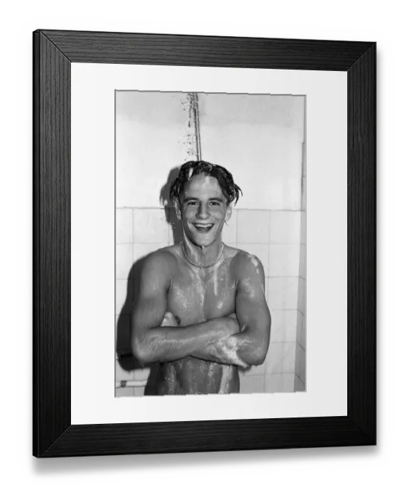 Framed Print : Charlton Athletic eighteen year old footballer Paul Walsh pictured in the showers