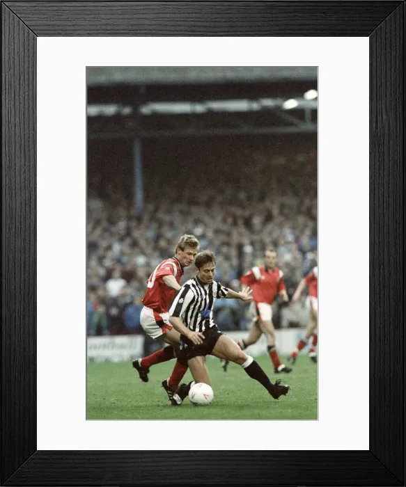 Framed Print : English League Division One match at Upton Park. Charlton Framed Print : English League Division One match at Upton Park. Charlton