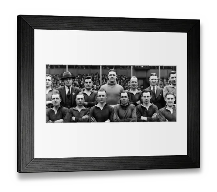 Framed Print : Charlton Athletic football team line up for a team photograph 1931 - 1932 season