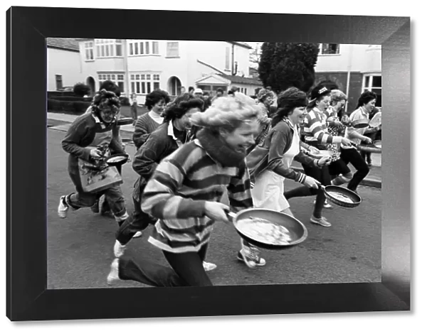 Wainbody Avenue pancake race. 23rd February 1982