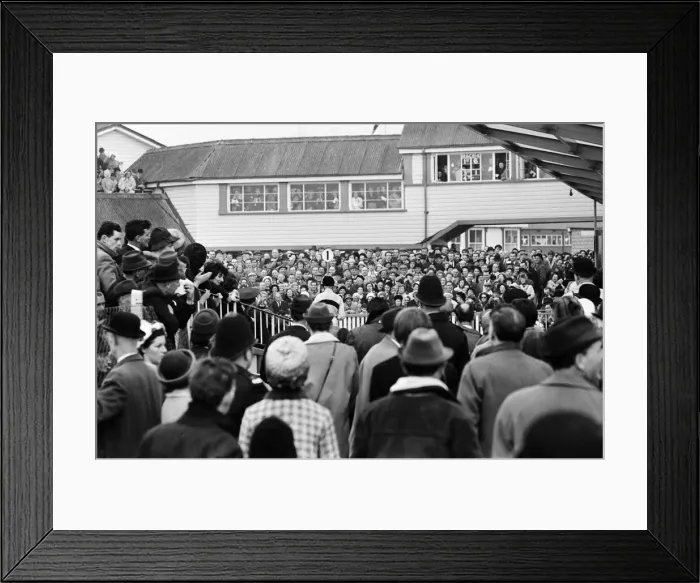 Framed Print : Cheltenham Gold Cup, Thursday 17th March 1966. Arkle and Pat Taaffe after winning Framed Print : Cheltenham Gold Cup, Thursday 17th March 1966. Arkle and Pat Taaffe after winning
