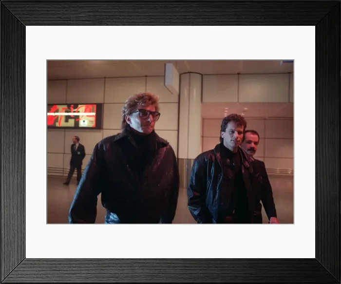 Framed Print : Barry Manilow Singer January 1990 Framed Print : Barry Manilow Singer January 1990