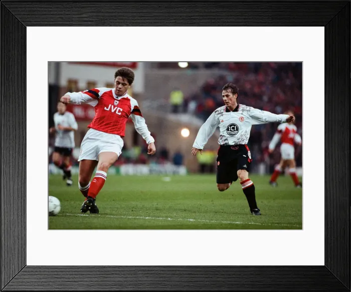 Framed Print : Arsenal 1-1 Middlesbrough, Premier league match at Highbury, Saturday 19th December 1992 Framed Print : Arsenal 1-1 Middlesbrough, Premier league match at Highbury, Saturday 19th December 1992
