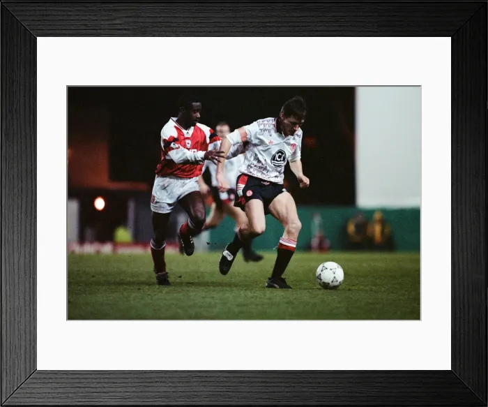 Framed Print : Arsenal 1-1 Middlesbrough, Premier league match at Highbury, Saturday 19th December 1992