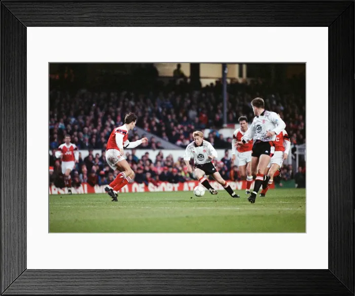 Framed Print : Arsenal 1-1 Middlesbrough, Premier league match at Highbury, Saturday 19th December 1992