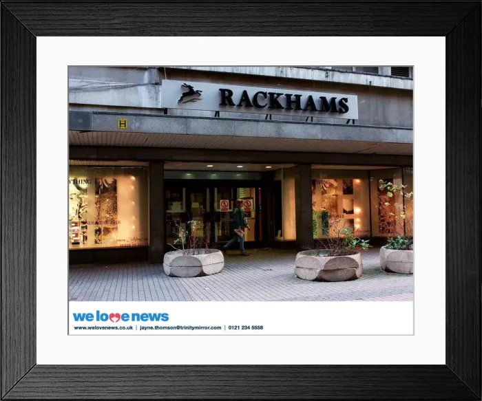 : BPM MEDIA FILER - JAN 1998 Front of department store Rackhams, Birmingham : BPM MEDIA FILER - JAN 1998 Front of department store Rackhams, Birmingham