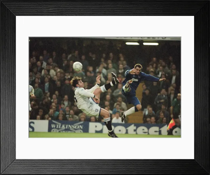 Framed Print : Chelsea 0-1 Everton. League match at Stamford Bridge, Saturday 26th November 1994