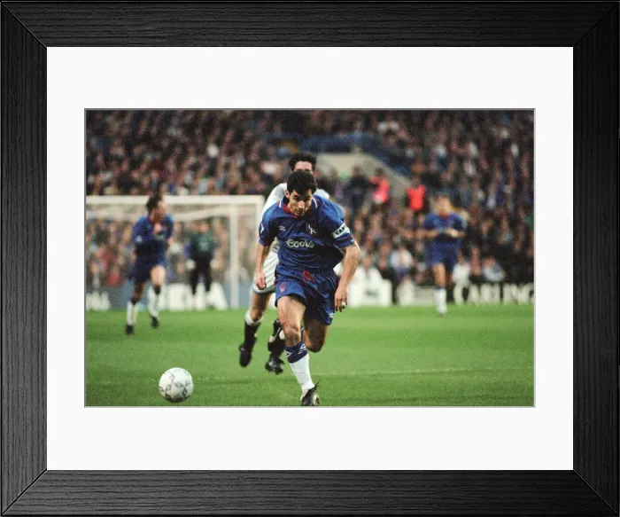 Framed Print : Chelsea 0-1 Everton. League match at Stamford Bridge, Saturday 26th November 1994