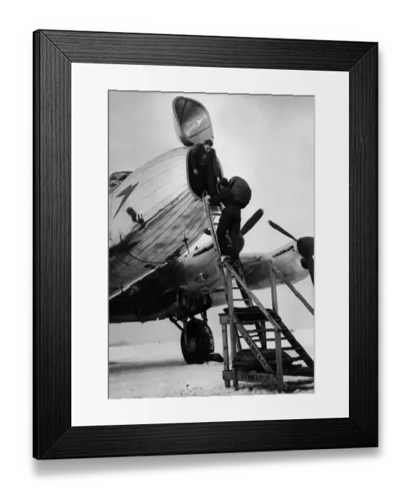 Framed Print : The Lancastrian, Britains latest Airliner for the long haul flight between England