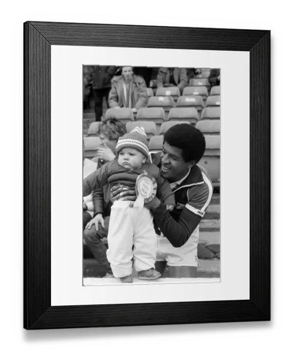 Framed Print : BPM MEDIA FILER Howard Gayle, Birmingham City football player with mascot Framed Print : BPM MEDIA FILER Howard Gayle, Birmingham City football player with mascot