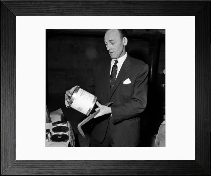 Framed Print : Typhoid outbreak. Aberdeen. Scotland. 1964. In 1964 there was an outbreak of typhoid in Framed Print : Typhoid outbreak. Aberdeen. Scotland. 1964. In 1964 there was an outbreak of typhoid in