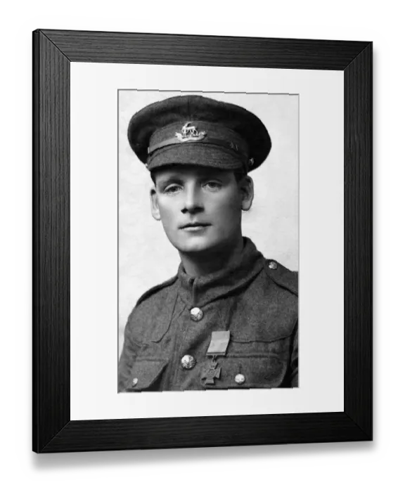 Framed Print : Arthur Hutt VC, 1889- 1954, English recipient of the Victoria Cross