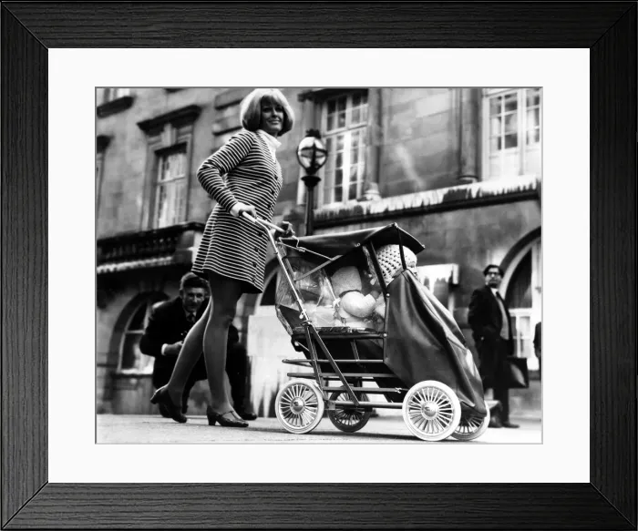 Framed Print : Model Susie Bell, age 27 of Putney, demonstrates the new baby-tendem on 30th September Framed Print : Model Susie Bell, age 27 of Putney, demonstrates the new baby-tendem on 30th September