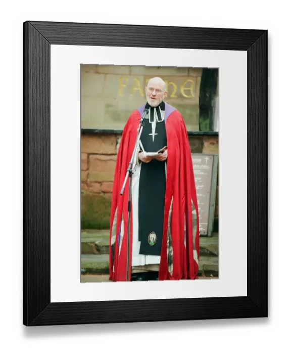 Framed Print : The Cross and Orb on show at Coventry Cathedral during service of reconciliation Framed Print : The Cross and Orb on show at Coventry Cathedral during service of reconciliation