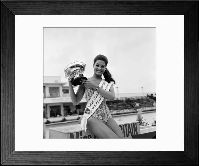 Framed Print : Jennifer Gurley, 22 from Sale, Cheshire, newly crowned Miss Great Britain Framed Print : Jennifer Gurley, 22 from Sale, Cheshire, newly crowned Miss Great Britain