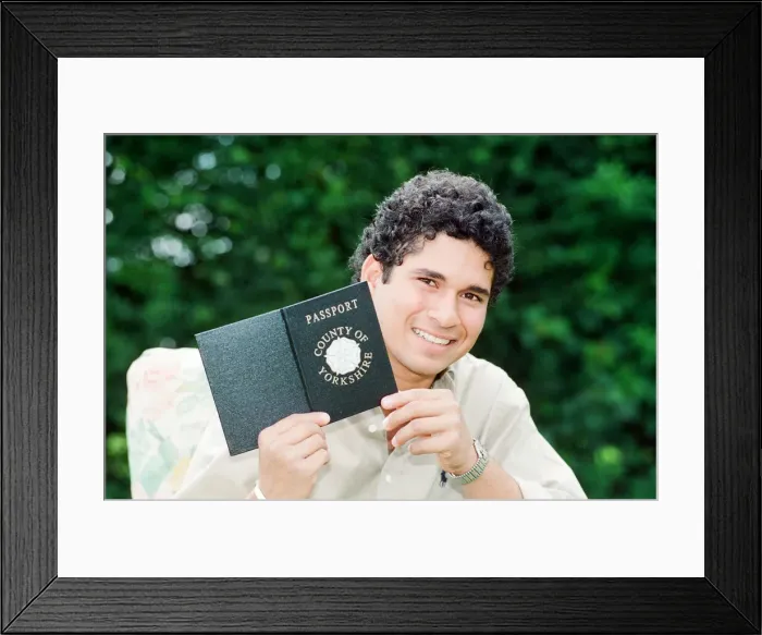 Framed Print : Sachin Tendulkar, first overseas signing for Yorkshire County Cricket Club