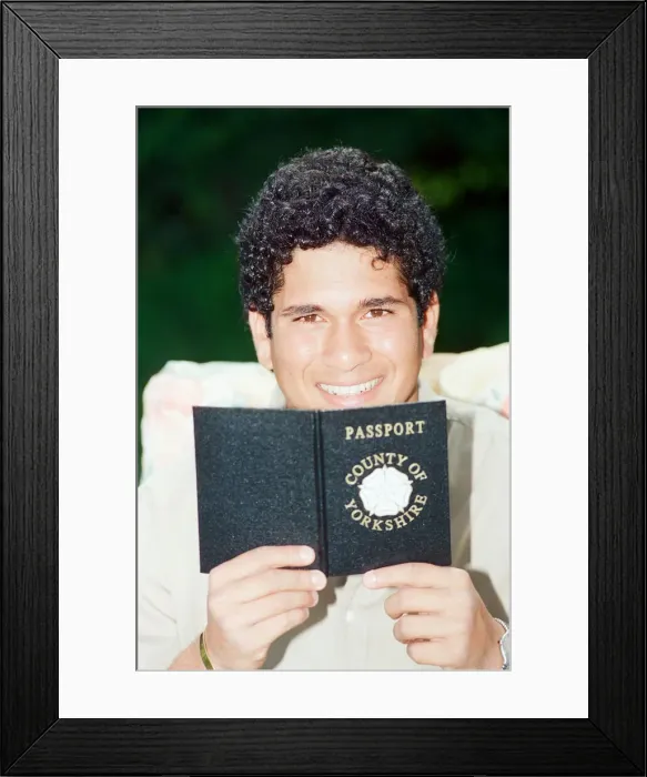 Framed Print : Sachin Tendulkar, first overseas signing for Yorkshire County Cricket Club Framed Print : Sachin Tendulkar, first overseas signing for Yorkshire County Cricket Club