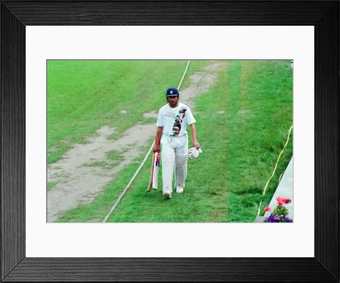 Framed Print : Sachin Tendulkar, first overseas signing for Yorkshire County Cricket Club Framed Print : Sachin Tendulkar, first overseas signing for Yorkshire County Cricket Club