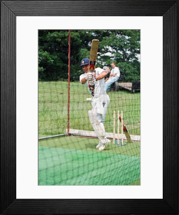 Framed Print : Sachin Tendulkar, first overseas signing for Yorkshire County Cricket Club Framed Print : Sachin Tendulkar, first overseas signing for Yorkshire County Cricket Club