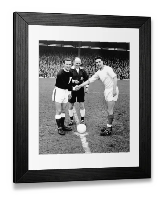 Framed Print : Sport - Football - Swansea Town v Barrow - FA Cup Third Round - Swansea
