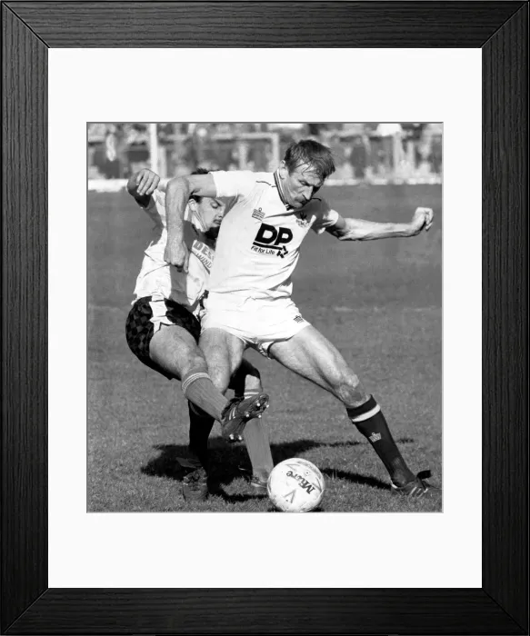 Framed Print : Sport - Football Swansea - Swansea Citys Tommy Hutchinson is an elder statesman Framed Print : Sport - Football Swansea - Swansea Citys Tommy Hutchinson is an elder statesman