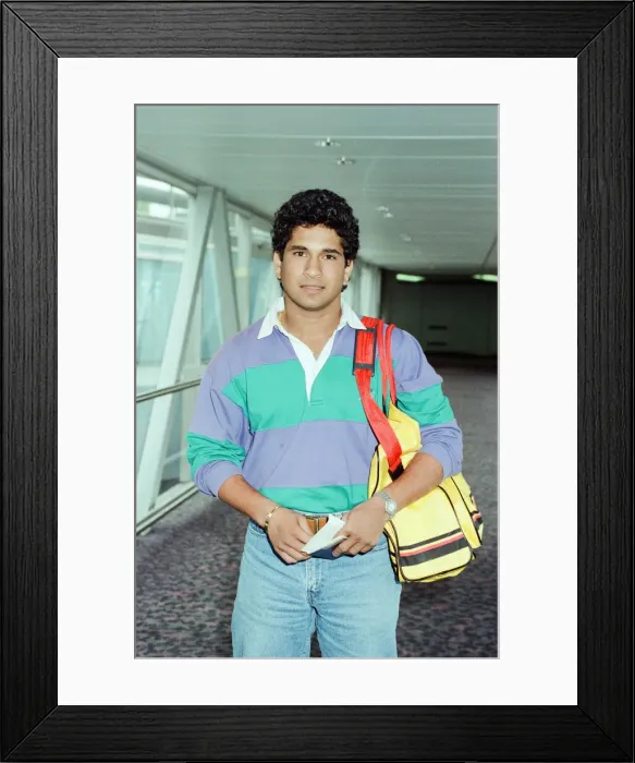 Framed Print : Sachin Tendulkar, first overseas signing for Yorkshire County Cricket Club Framed Print : Sachin Tendulkar, first overseas signing for Yorkshire County Cricket Club