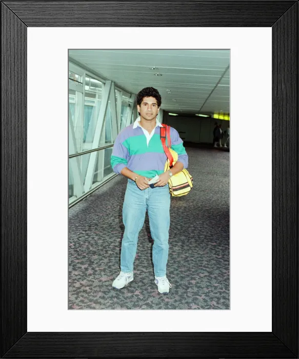 Framed Print : Sachin Tendulkar, first overseas signing for Yorkshire County Cricket Club Framed Print : Sachin Tendulkar, first overseas signing for Yorkshire County Cricket Club