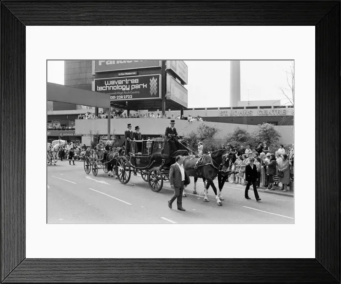 Framed Print : Liverpool May Horse Parade, City Centre, Liverpool, Saturday 9th May 1987 Framed Print : Liverpool May Horse Parade, City Centre, Liverpool, Saturday 9th May 1987