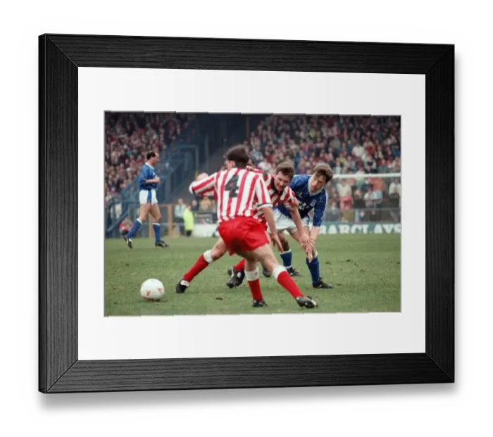 Framed Print : Football match, Birmingham City v Stoke City, final score 1-1, League Division Three Framed Print : Football match, Birmingham City v Stoke City, final score 1-1, League Division Three