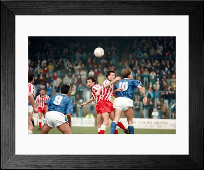 Framed Print : Football match, Birmingham City v Stoke City, final score 1-1, League Division Three Framed Print : Football match, Birmingham City v Stoke City, final score 1-1, League Division Three