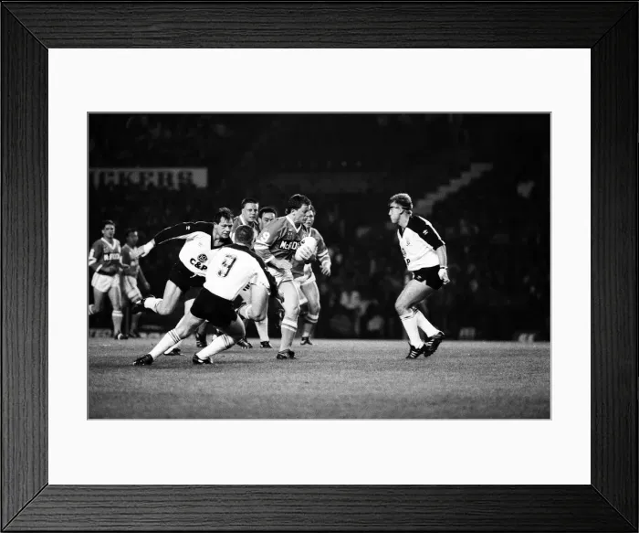 Framed Print : The 1989 World Cup Challenge (also known as the Foster