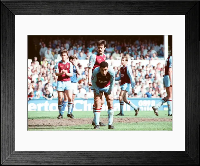 Framed Print : Everton v Aston Villa league match at Goodison Park May 1990 Framed Print : Everton v Aston Villa league match at Goodison Park May 1990
