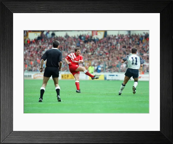 Framed Print : Liverpool 2-0 Sunderland, FA Cup Final, Wembley Stadium, Saturday 9th May 1992. Jan Molby Framed Print : Liverpool 2-0 Sunderland, FA Cup Final, Wembley Stadium, Saturday 9th May 1992. Jan Molby