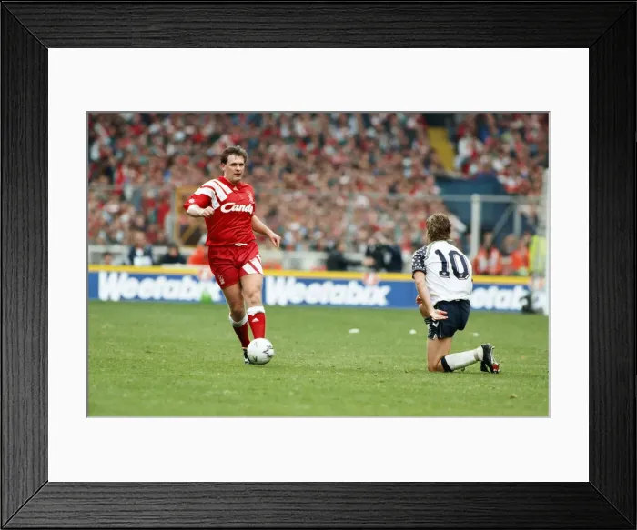 Framed Print : Liverpool 2-0 Sunderland, FA Cup Final, Wembley Stadium, Saturday 9th May 1992. Jan Molby Framed Print : Liverpool 2-0 Sunderland, FA Cup Final, Wembley Stadium, Saturday 9th May 1992. Jan Molby