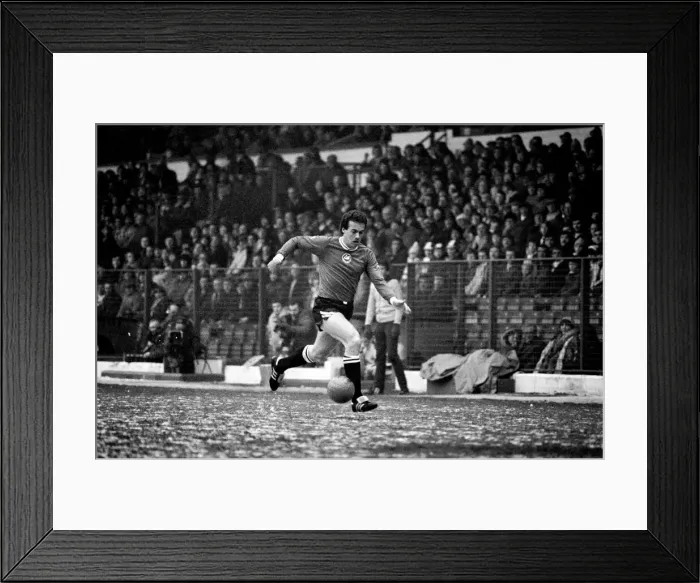 Framed Print : English League Division Two match at Elland Road. Leeds United 2 v Swansea City 0
